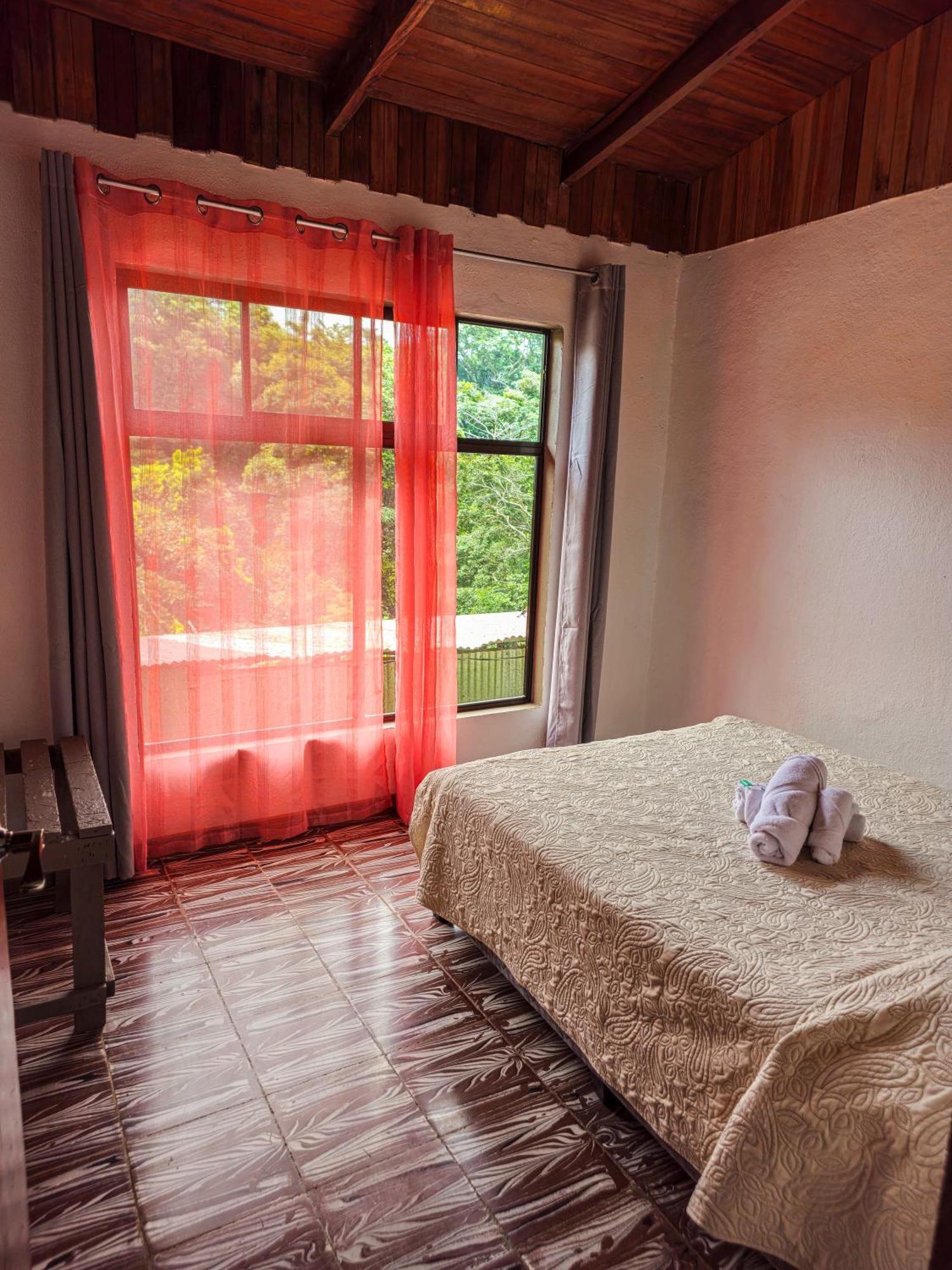 Cabinas Selva Verde Монте-Верде Номер фото