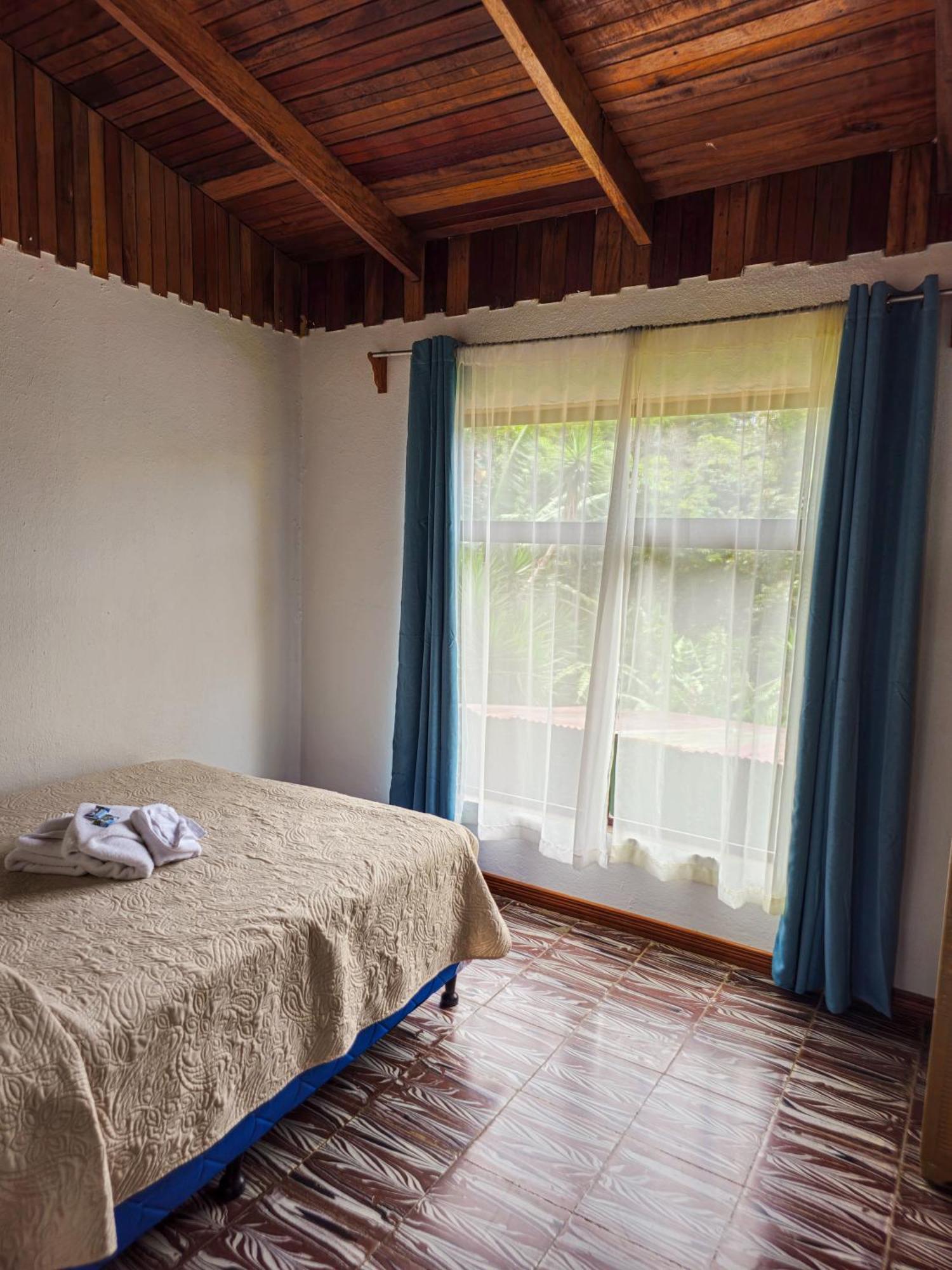 Cabinas Selva Verde Монте-Верде Номер фото