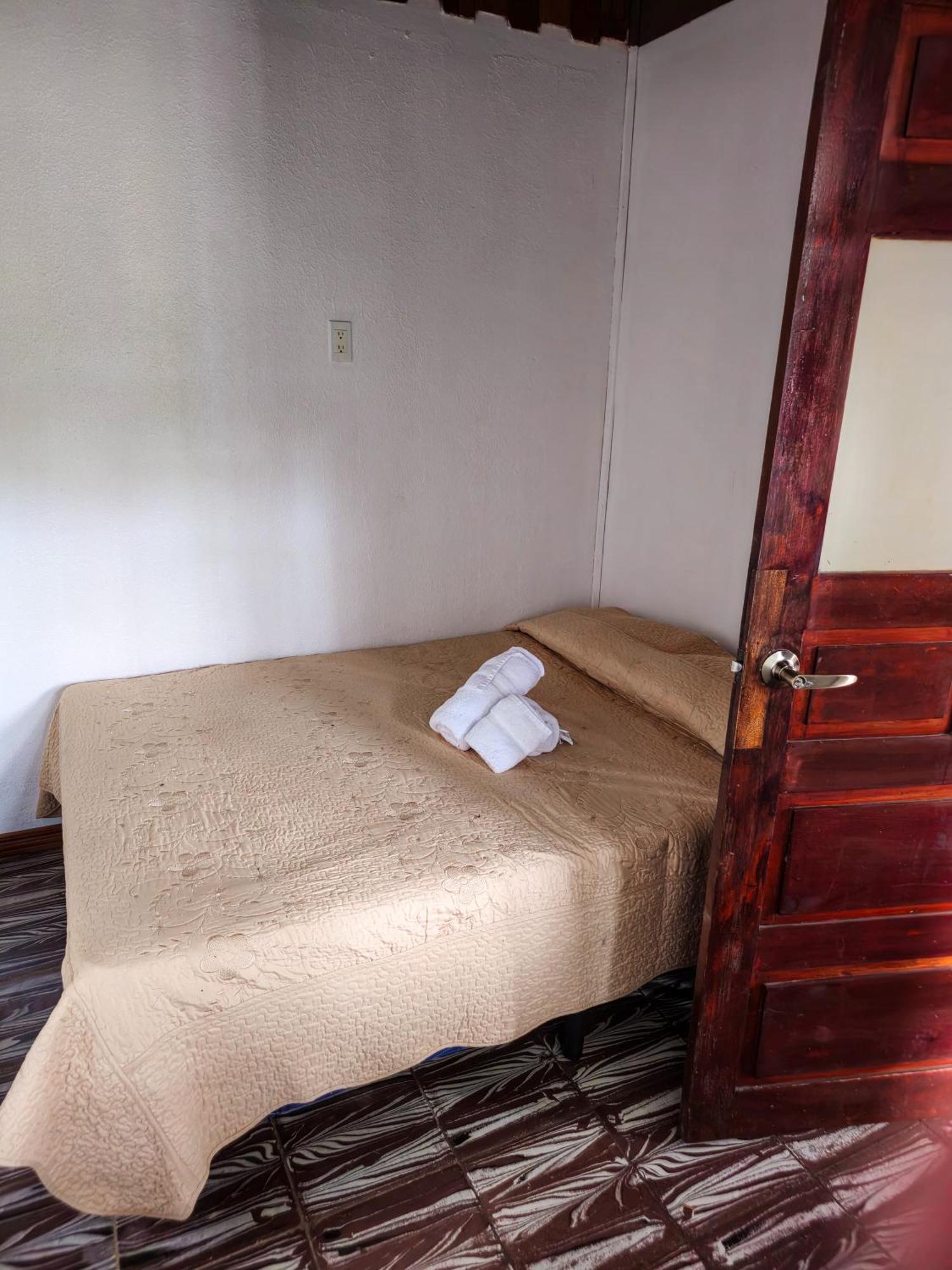 Cabinas Selva Verde Монте-Верде Номер фото
